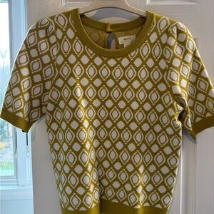 Anthropologie Olive and White Geometric Short Sleeve Top